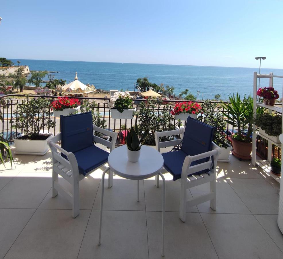 Hotel Dimora Alba Sul Mare Trani Exterior foto